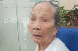 Cụ bà 97 tuổi ở Hà Nội đi 3 lần mới nhận được tiền trợ cấp