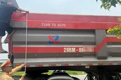 Bỏ chạy khi CSGT ra hiệu lệnh dừng xe, t&agrave;i xế đầu k&eacute;o bị phạt 67 triệu đồng