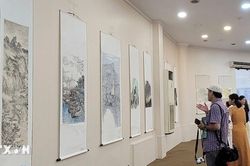 Khai mạc triển lãm lưu động các nước ASEAN tại Hà Nội