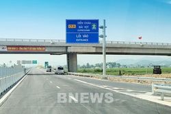 Sắp thu phí không dừng trên cao tốc qua Hà Tĩnh