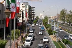 Iran b&aacute;c c&aacute;o buộc vi phạm ngừng bắn