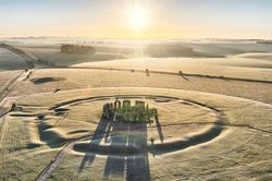 Trục mặt trời 5.000 năm tuổi đi trước Stonehenge