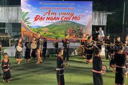 Âm vang đại ngàn Chư Mố