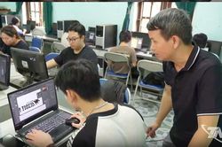 Học vẽ c&ugrave;ng m&aacute;y t&iacute;nh