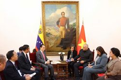 C&aacute;c hoạt động của Thứ trưởng Nguyễn Ho&agrave;ng Long trong khu&ocirc;n khổ chuyến thăm v&agrave; l&agrave;m việc tại Venezuela của Ủy vi&ecirc;n Bộ Ch&iacute;nh trị, Bộ trưởng Bộ Ngoại giao Việt Nam L&ecirc; Ho&agrave;i Trung