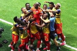 World Cup 2026: CHDC Congo ngược dòng hạ Uzbekistan 3-1, giành vé đi tiếp