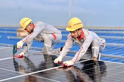Nâng tỷ lệ sản lượng điện mặt trời mái nhà dư thừa được phép bán lên tới 50%