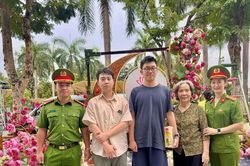 Sen nở giữa lòng Hồ Tây: Nơi bình yên kết tinh từ lòng dân và trách nhiệm người chiến sĩ