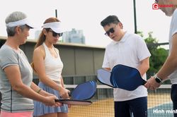 4 nhóm người không nên chơi pickleball để tránh rủi ro sức khỏe