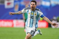 Lionel Messi có thể dự bị trước Jordan