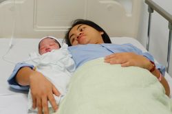 Tiếng khóc chào đời đầu tiên tại Bệnh viện Bạch Mai cơ sở Ninh Bình