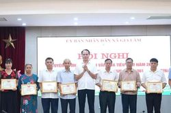 X&atilde; Gia L&acirc;m tuy&ecirc;n dương 36 gia đ&igrave;nh văn h&oacute;a ti&ecirc;u biểu