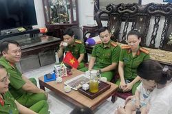 'Gần dân nhất' - phương châm hành động của Công an phường Phú Thượng