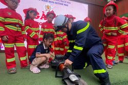 Mùa hè ý nghĩa của những 'chiến sĩ PCCC nhí'