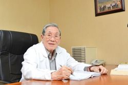 Giáo sư Nguyễn Đình Hối qua đời