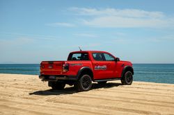 Gần 800 xe Ranger và Everest tại Việt Nam có thể bị hỏng gạt mưa