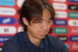 HLV Hong Myung-bo từ chức sau thất bại của tuyển Hàn Quốc tại World Cup 2026