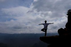 Tuy&ecirc;n Quang: Tạm dừng đ&oacute;n kh&aacute;ch tham quan khu vực 'Mỏm đ&aacute; sống ảo'