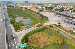 Sửa đổi một số quy định về đường quốc lộ, trạm dừng nghỉ