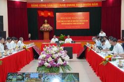 Ho&agrave;n thiện phương ph&aacute;p đ&aacute;nh gi&aacute; c&aacute;n bộ thực chất, kh&aacute;ch quan