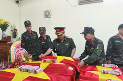 Tuy&ecirc;n Quang: T&igrave;m thấy 2 h&agrave;i cốt liệt sĩ v&agrave; 1 mộ tập thể