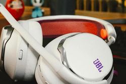 JBL ra mắt bộ đôi tai nghe dành cho game