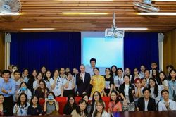 Một thập kỷ vun đắp cầu nối tri thức giữa hai Đại học Việt Nam - Australia