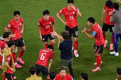 Tổng thống Hàn Quốc yêu cầu điều tra sau thất bại của đội tuyển tại World Cup