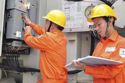 Cần tính toán để việc áp dụng giá điện giờ cao điểm không tác động mạnh đến khách hàng