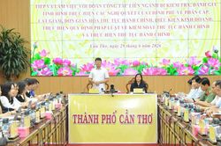 Cần Thơ nỗ lực đơn giản hóa thủ tục hành chính, tạo thuận lợi cho người dân và doanh nghiệp