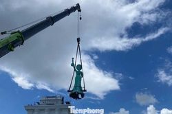 Khoảnh khắc hạ tượng 'Nữ thần Khai phóng'