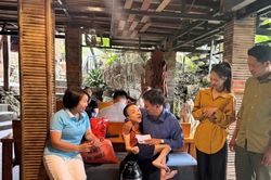 Triển khai m&ocirc; h&igrave;nh 'hũ gạo t&igrave;nh thương' để hỗ trợ đối tượng kh&oacute; khăn