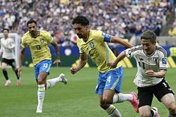 Trực tiếp Brazil vs Nhật Bản 0-0 (H1): Không vào!!! Brazil lỡ cơ hội