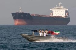 'Điểm n&oacute;ng' Trung Đ&ocirc;ng ng&agrave;y 29/6: Iran tuy&ecirc;n bố vẫn nắm quyền kiểm so&aacute;t eo biển Hormuz