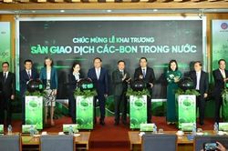 Phi&ecirc;n giao dịch carbon trong nước đầu ti&ecirc;n ghi nhận gi&aacute; ch&agrave;o b&aacute;n thấp nhất 135.000 đồng/tấn CO2e
