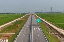Cao tốc qua Hà Tĩnh sẵn sàng thu phí không dừng từ giữa tháng 7