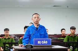 M&acirc;u thuẫn h&aacute;t karaoke, d&ugrave;ng dao cứa cổ bạn