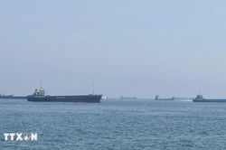 Iran, Oman họp lần đầu về quản l&yacute; eo biển Hormuz