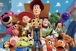 'Toy Story 5' áp đảo phòng vé, 'Supergirl' khởi đầu kém kỳ vọng