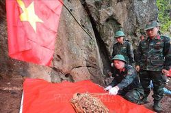 Quy tập thêm 2 hài cốt liệt sĩ và 1 mộ tập thể tại Thanh Thủy (Tuyên Quang)