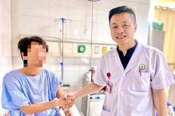 Ca phẫu thuật lần đầu thực hiện ở Việt Nam, thế giới chưa có phác đồ điều trị