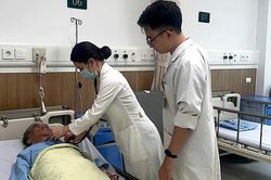 Cuộc chiến với ung thư bớt nhọc nhằn khi bệnh viện ở gần nhà