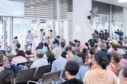 Đổ bệnh vì mưa, nắng thất thường