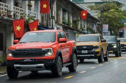 Xe b&aacute;n tải ch&iacute;nh thức được lưu h&agrave;nh như &ocirc; t&ocirc; con