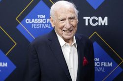 Hollywood tri ân huyền thoại Mel Brooks bước sang tuổi 100