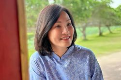 Hồng Đào hạnh phúc với kỷ niệm bên người đặc biệt