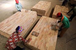 Năng lực cạnh tranh mới của ng&agrave;nh gỗ