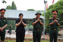 Quảng Ng&atilde;i: T&igrave;m thấy một h&agrave;i cốt liệt sĩ tại Nghĩa trang Đăk Cấm