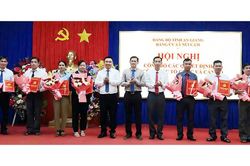 X&atilde; N&uacute;i Cấm c&ocirc;ng bố c&aacute;c quyết định về c&ocirc;ng t&aacute;c tổ chức v&agrave; c&aacute;n bộ