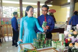 Đặc sản địa phương theo chân du khách đi xa